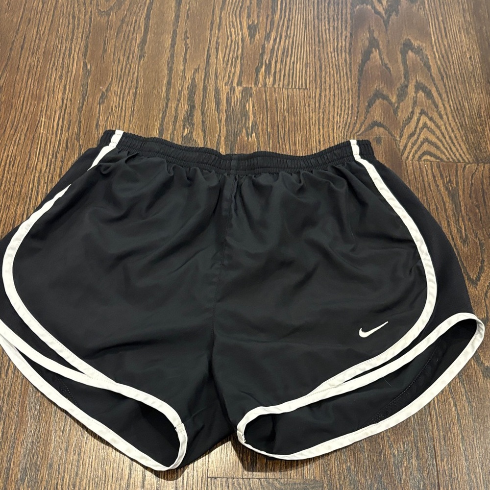 Nike Women's Black and White Athletic Shorts Size Small